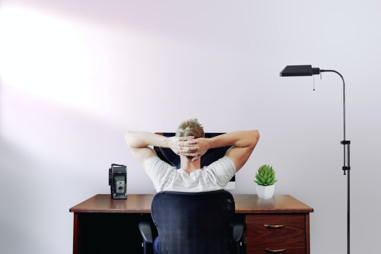 6 Tipps für mehr Ergonomie beim Arbeiten und Zocken am PC