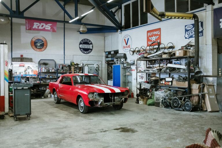 Wertgutachten für Oldtimer: Wie ein KFZ-Gutachter den Marktwert bestimmt