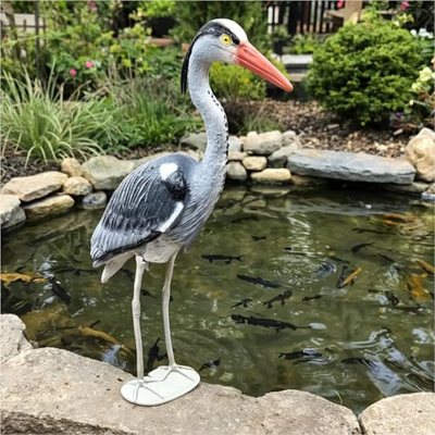 Gravidus Täuschend echte Fischreiher-Attrappe - Handbemalte Gartenfigur aus wetterfestem Kunststoff, Reiherschreck für T